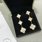 ??MIRA?¡¥CLOVER MOP 3 MOTIFS GOLD EARRINGS