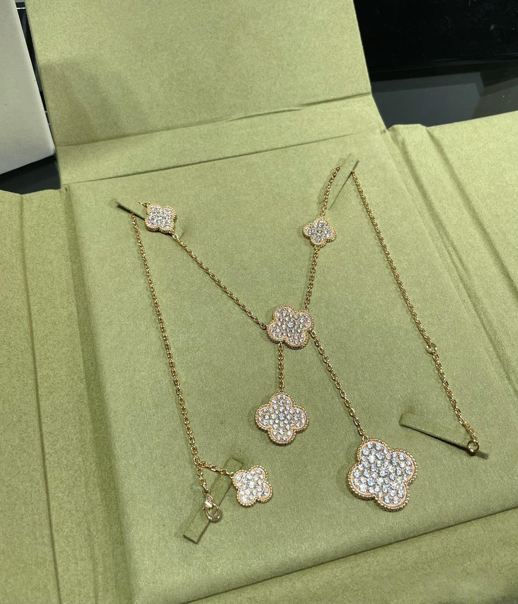 ??MIRA?¡¥CLOVER 6 MOTIF DIAMOND PAVED NECKLACE