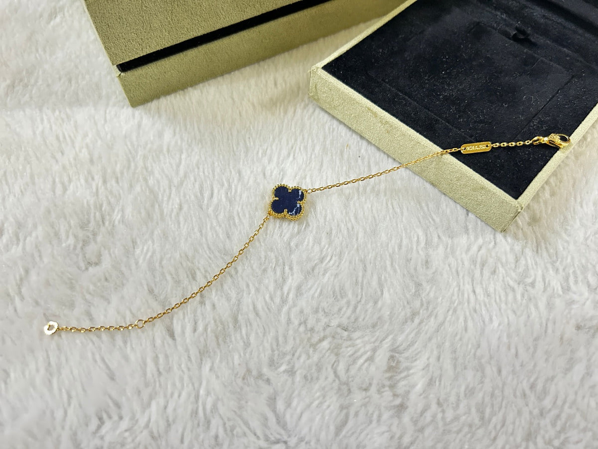 ??MIRA?¡¥CLOVER 1 MOTIF PIETERSITE BRACELET