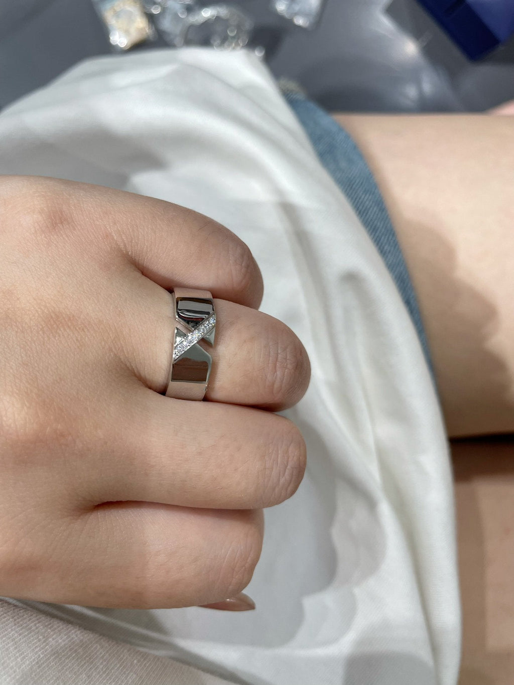 ??MIRA?¡¥LIENS EVIDENCE DIAOMOND RING