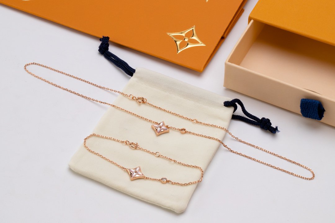 ??MIRA?¡¥STAR PINK MOP 1 DIAMOND PINK GOLD NECKLACE