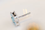 ??MIRA?¡¥CLOVER MINI TURQUOISE SILVER STUD EARRINGS