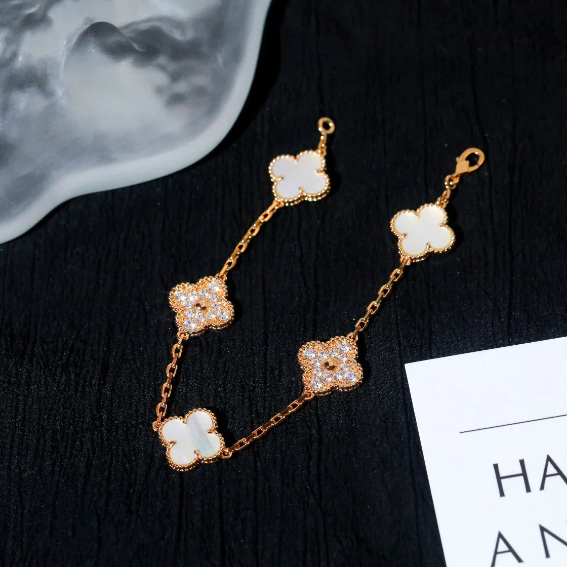 [MIRA]New CLOVER WHITE PEARL MOP 5 MOTIF BRACELET COLLECTION
