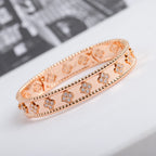 ??MIRA?¡¥CLOVER BRACELET 8MM DIAMONDS