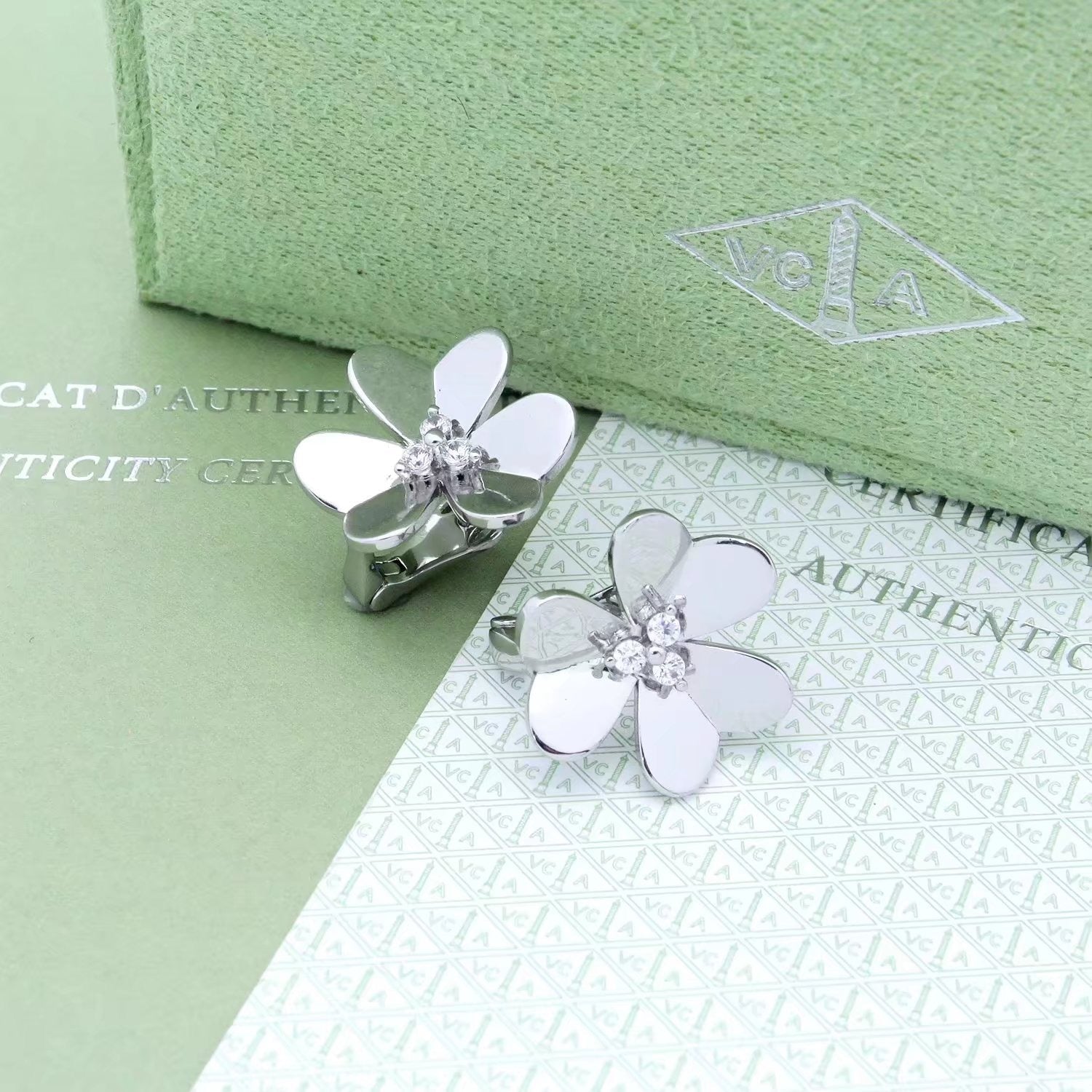 ??MIRA?¡¥FRIVOLE EARRINGS- LARGE MODEL
