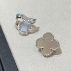 [MIRA] CLOVER LARGE (20mm) 1 MOTIFS WHITE MOP STUD EARRINGS