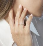 ??MIRA?¡¥ALLIANCE LIENS VIDENCE PAVED DIAMOND 4MM RING
