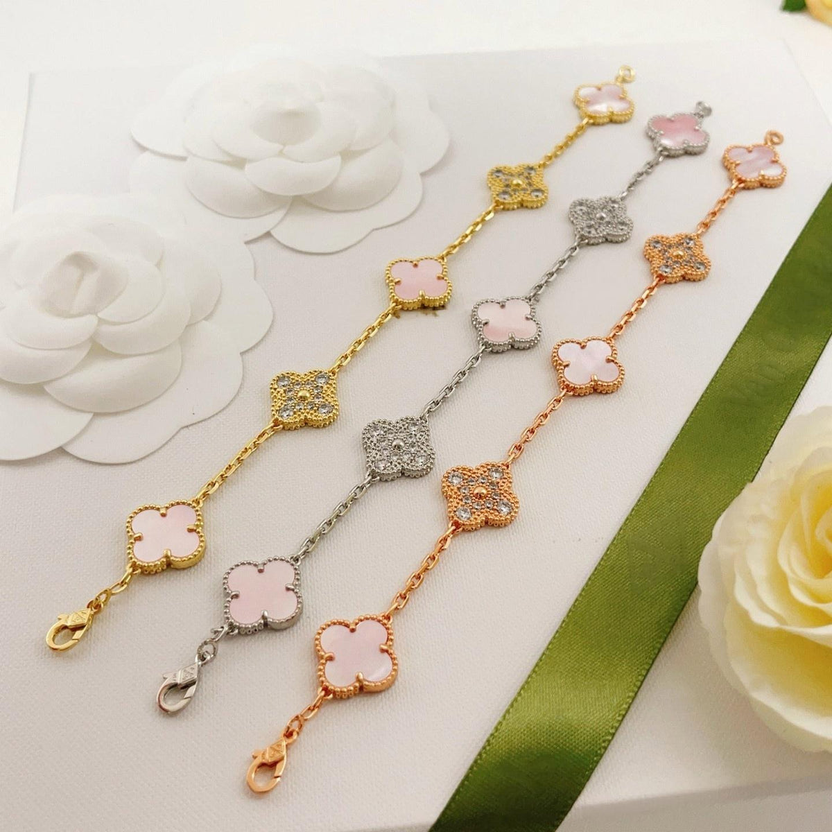 [MIRA]New  CLOVER 5 MOTIFS  PINK MOP BRACELET COLLECTION