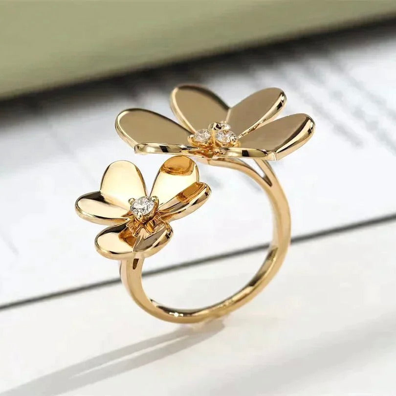 ??MIRA?¡¥CLOVER COMOS GOLD DIAMOND RING