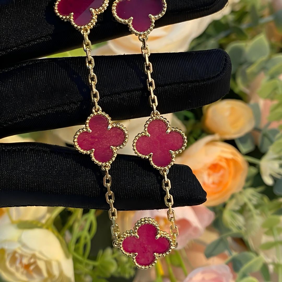 [MIRA] NEW CLOVER 5 MOTIFS PINK ENAMEL BRACELET