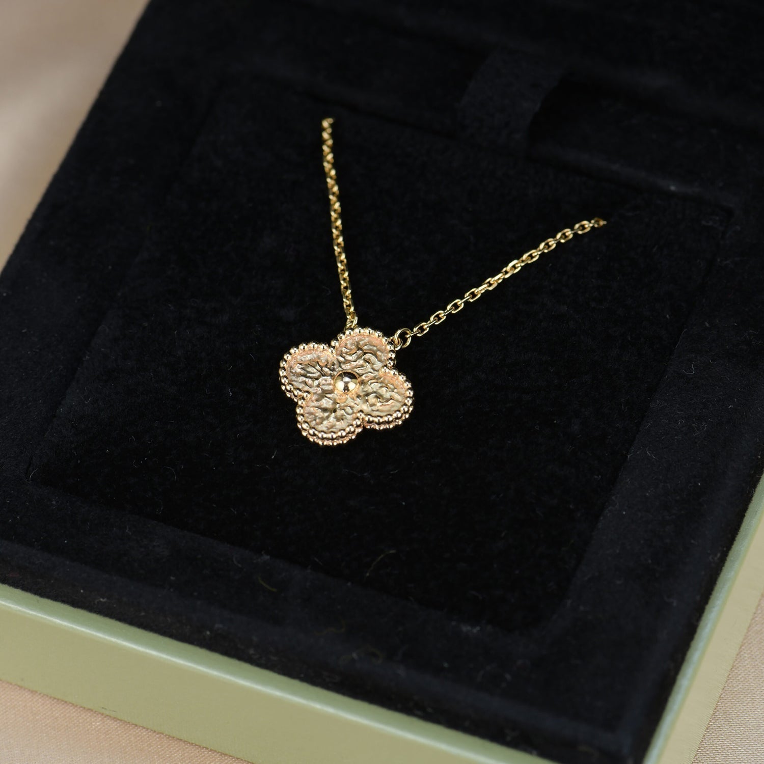 ??MIRA?¡¥CLOVER 15MM  BRONZING NECKLACE