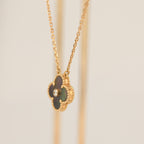 ??MIRA?¡¥CLOVER 15MM DIAMOND AND MOTHER-OF-GREY NECKLACE