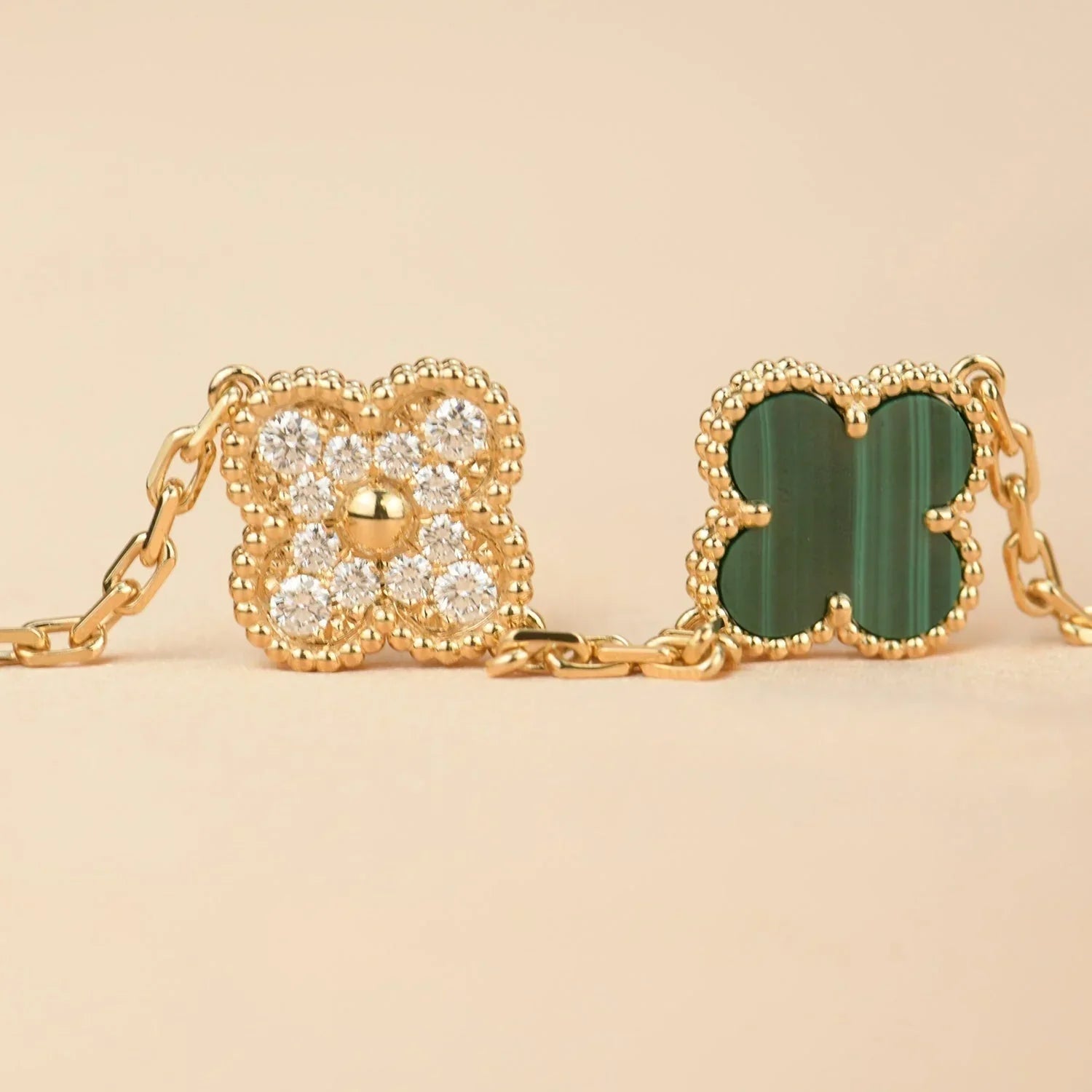 [MIRA]New  CLOVER 5 MOTIF MALACHITE BRACELET COLLECTION