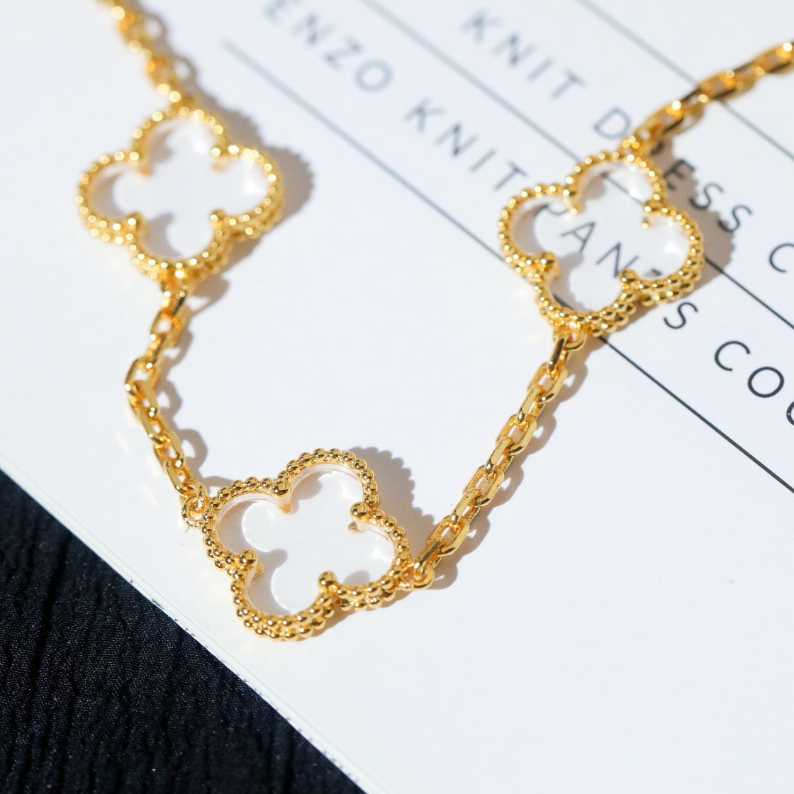 [MIRA]New CLOVER 5 MOTIF ROCK CRYSTAL BRACELET