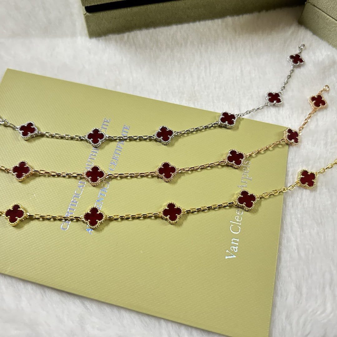 [??MIRA?¡¥]CLOVER 6 MOTIF RED AGATE BRACELET