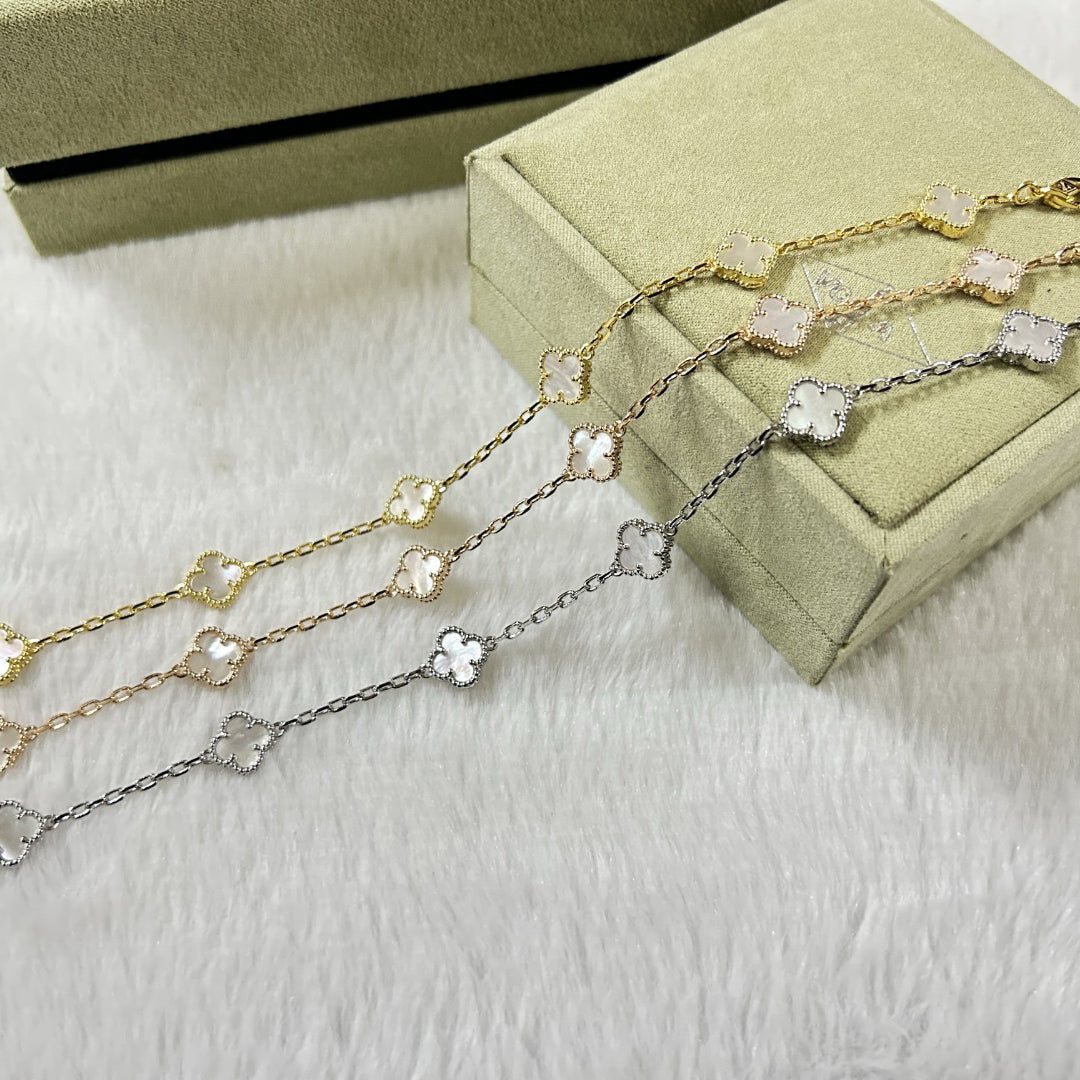 [??MIRA?¡¥]CLOVER 6 MOTIF WHITE MOP BRACELET