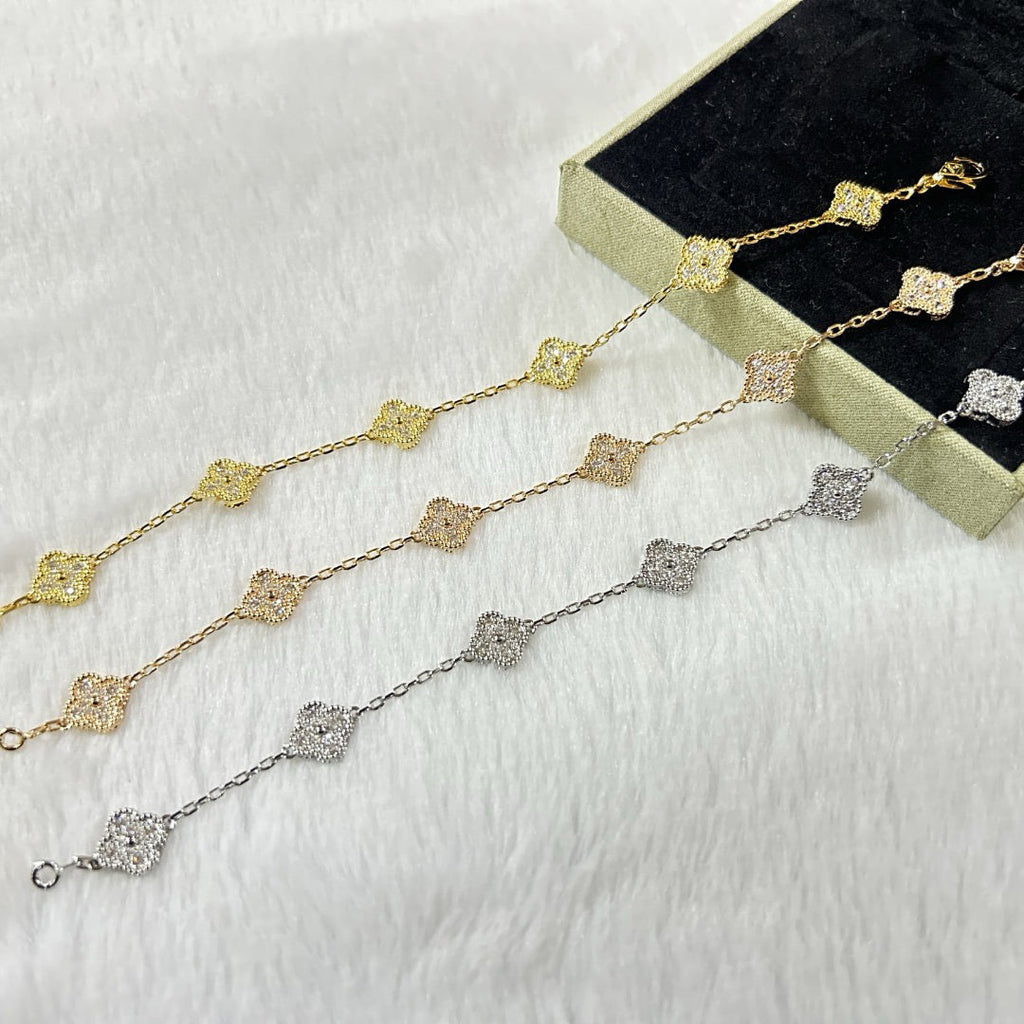 [MIRA]New CLOVER 6 MOTIF DIAMOND BRACELET