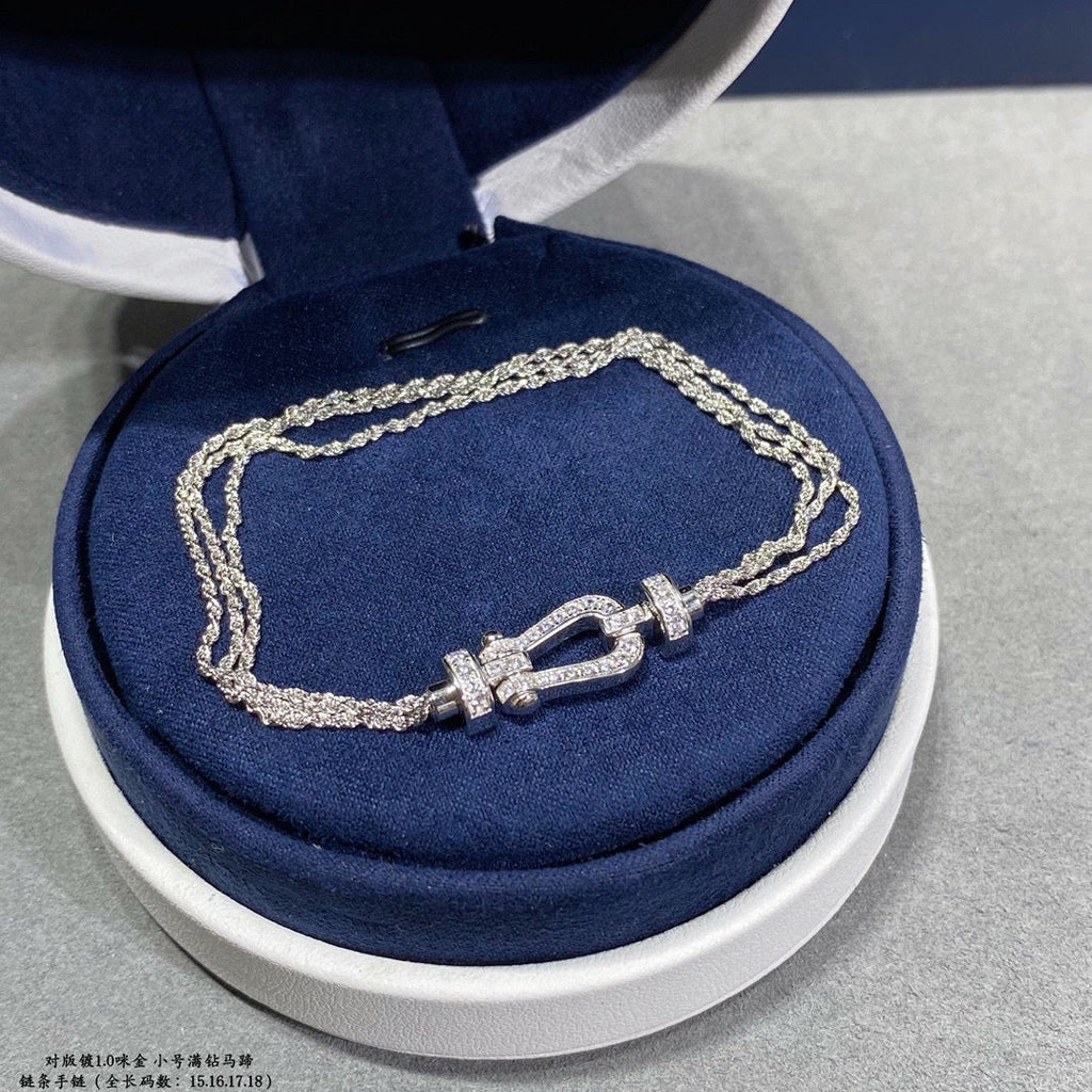 ??MIRA?¡¥FORCE SMALL HORSESHOE  DIAMOND CHAIN ROPE BRACELET