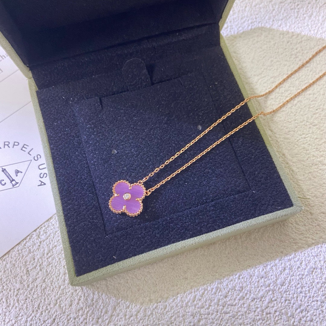 ??MIRA?¡¥CLOVER 15MM DIAMOND  PURPLE VIOLET NECKLACE
