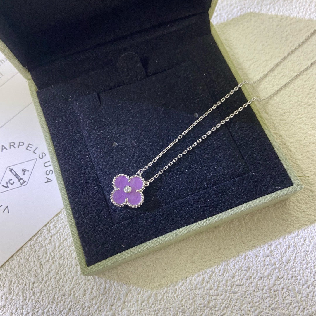 ??MIRA?¡¥CLOVER 15MM DIAMOND  PURPLE VIOLET NECKLACE