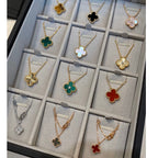 ??MIRA?¡¥CLOVER 15MM BLACK ONYX SINGLE FLOWER NECKLACE