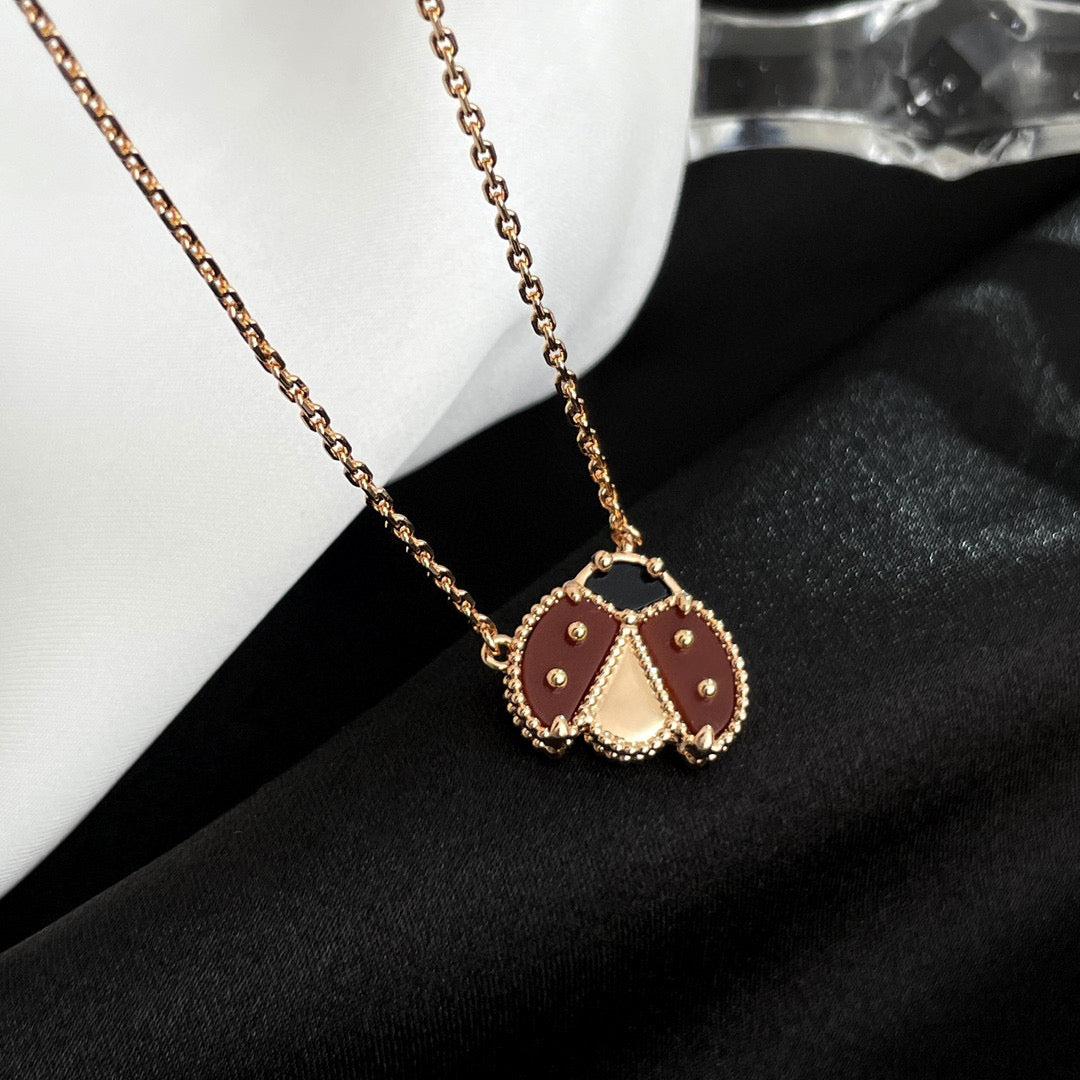 ??MIRA?¡¥LUCKY  CARNELIANS LADYBUG NECKLACE