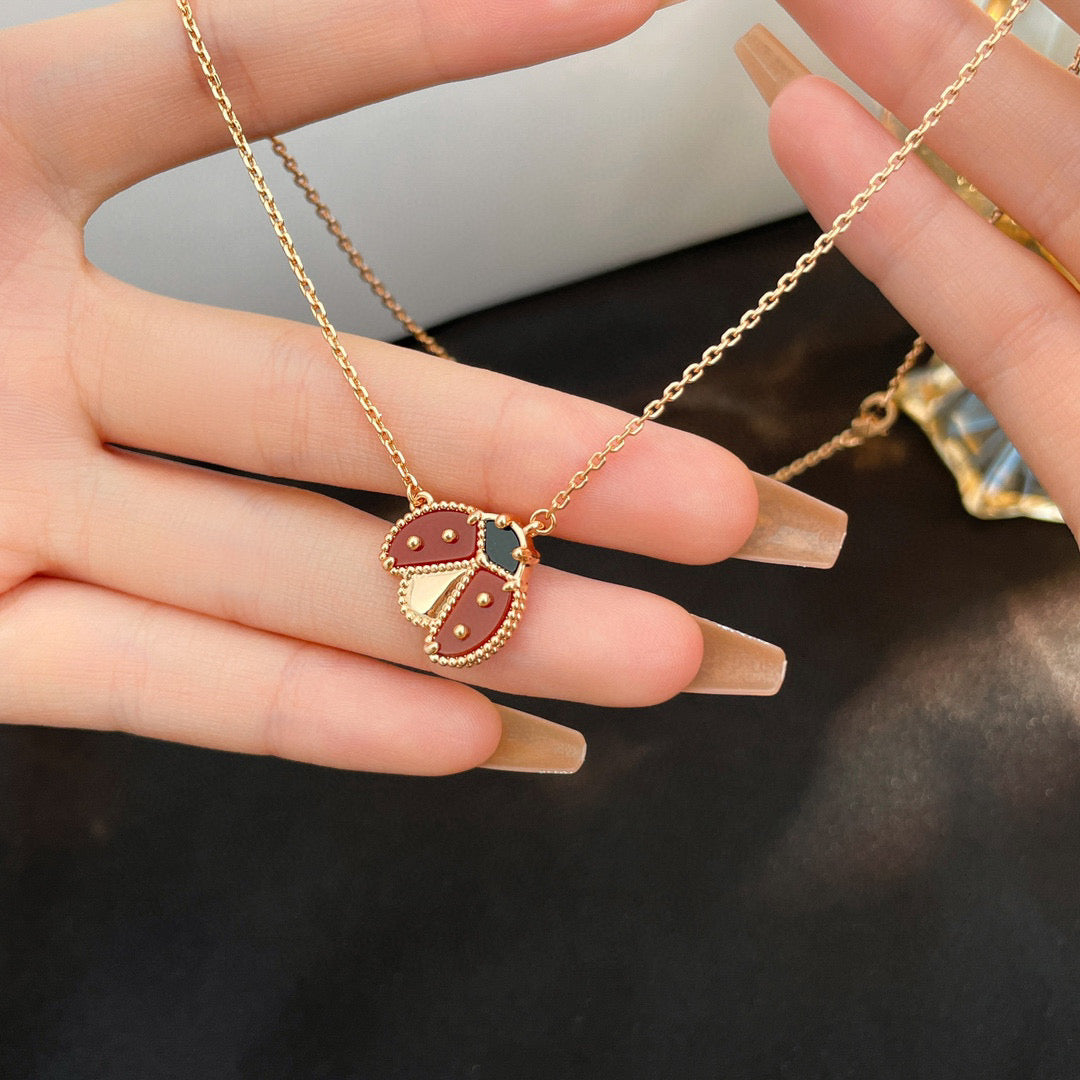 ??MIRA?¡¥LUCKY  CARNELIANS LADYBUG NECKLACE