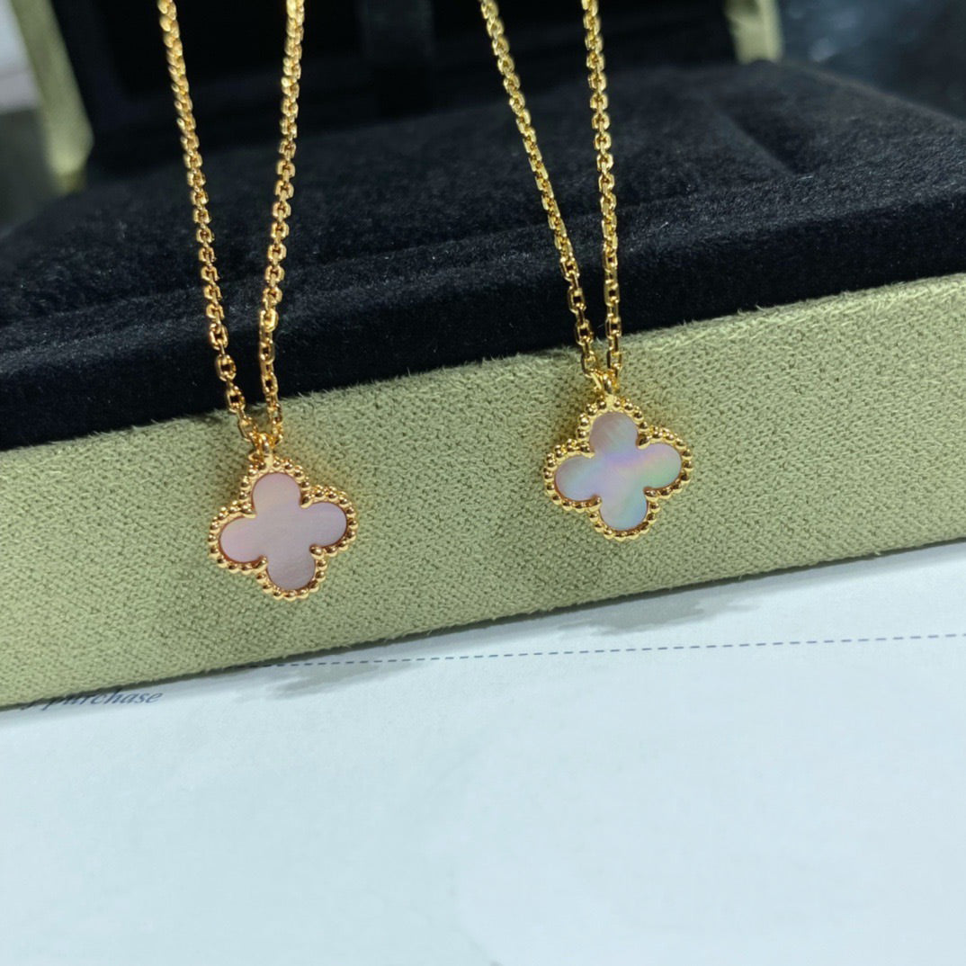 ??MIRA?¡¥CLOVER 15MM PINK MOTHER-OF-PEARL SINGLE FLOWER NECKLACE