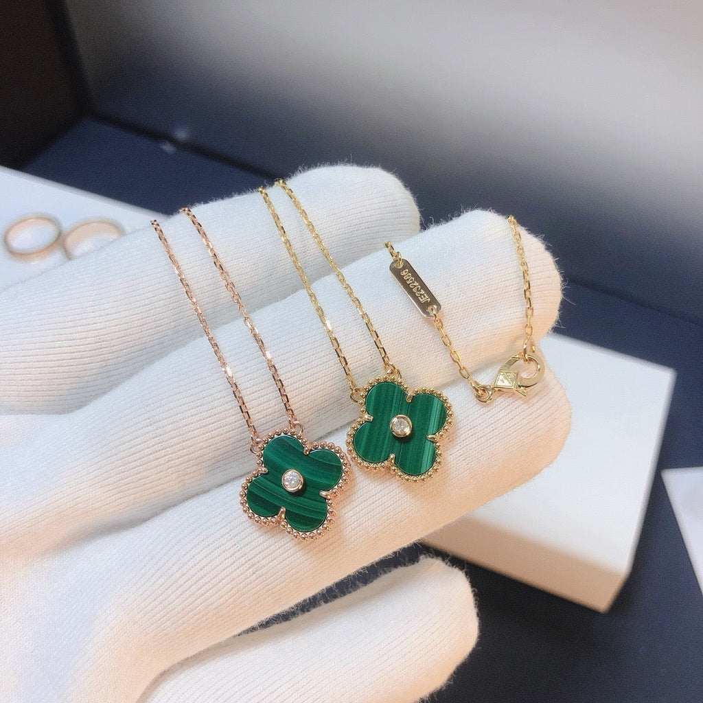 ??MIRA?¡¥CLOVER 15MM DIAMOND TURQUOISE NECKLACE