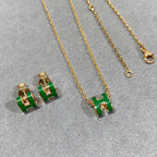 ??MIRA?¡¥POP H GREEN NECKLACE SILVER AND GOLD