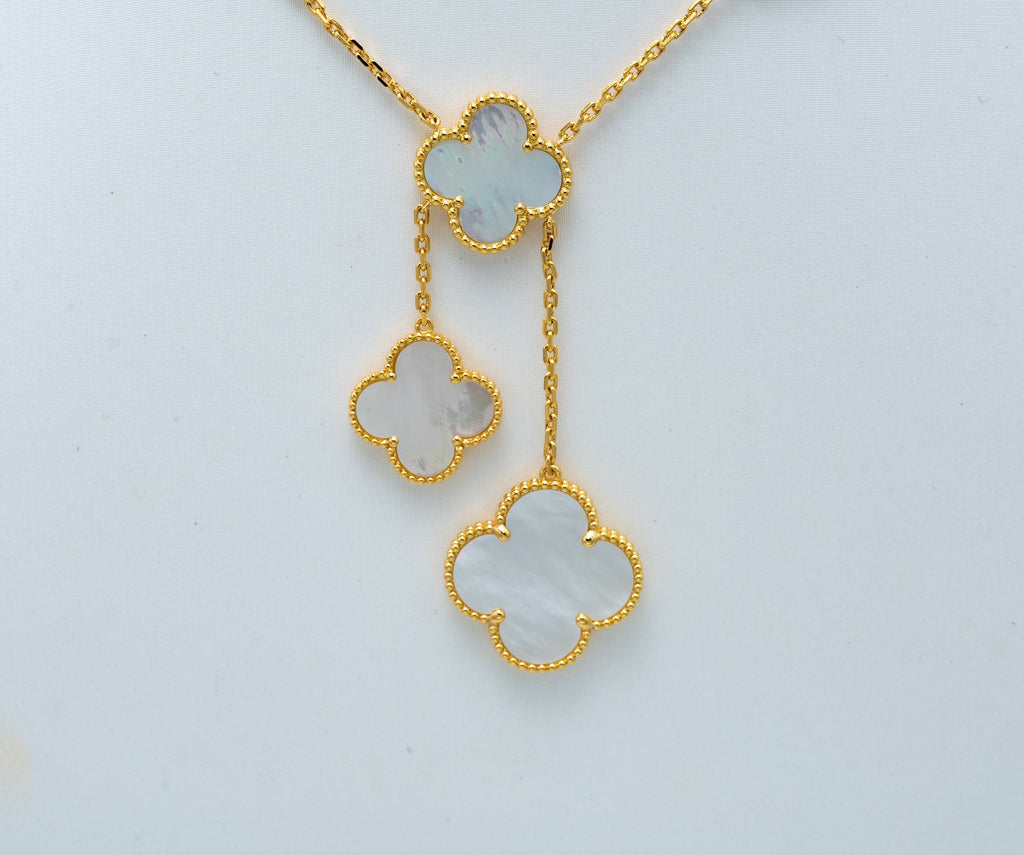 ??MIRA?¡¥CLOVER MOTHER OF PEARL NECKLACE 6 MOTIF