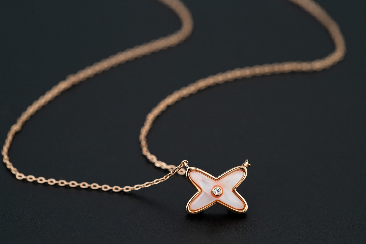 ??MIRA?¡¥JEUX DE NECKLACE 1 DIAMOND