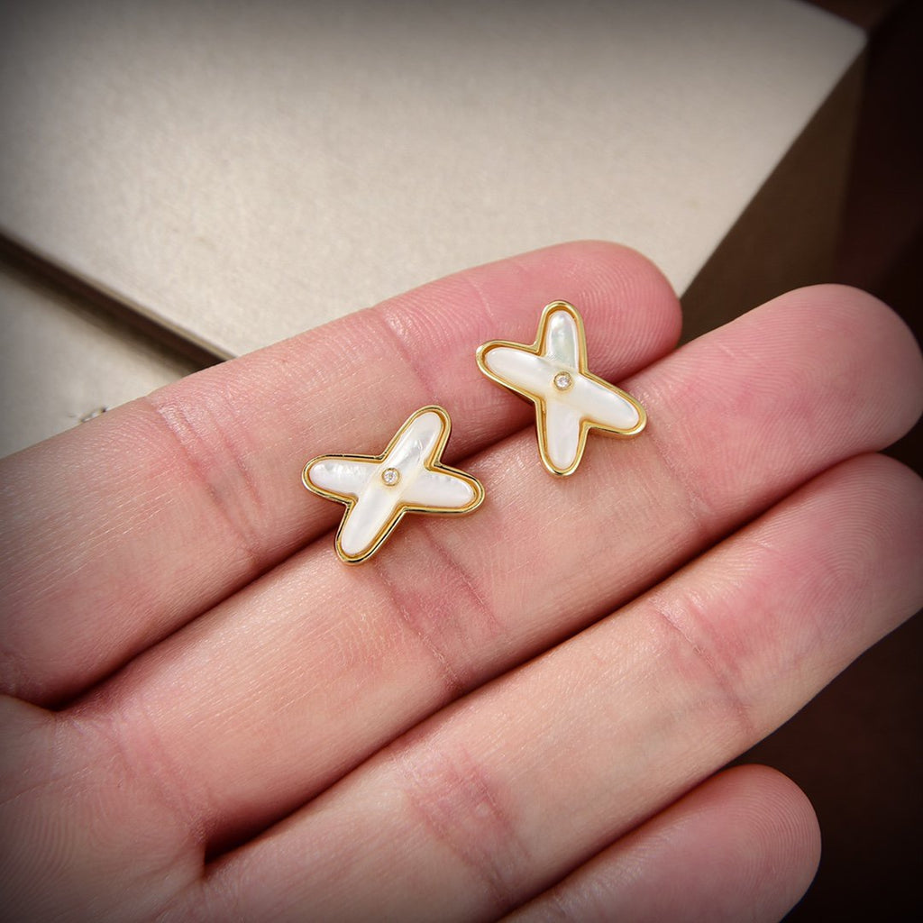 ??MIRA?¡¥JEUX DE WHITE MOP GOLD DIAMOND EARRINGS