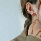 ??MIRA?¡¥CLOVER MEDIUM 1 MOTIFS CARNELIAN  EARRINGS