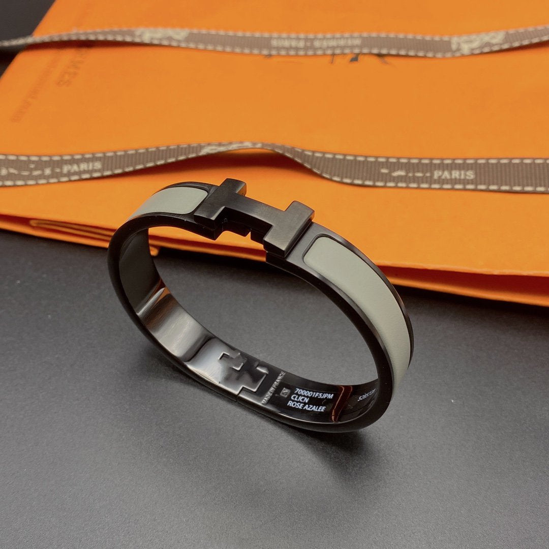 ??MIRA?¡¥CLIC HM SO BLACK GREY BRACELET