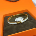 ??MIRA?¡¥CLASSIC HM CLIC WHITE 8MM ENAMEL BRACELET