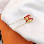 ??MIRA?¡¥HM CLIC RED ENAMEL GOLD NECKLACE