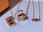 ??MIRA?¡¥HM ADVANCED NICHE LOCK HEAD NECKLACE DIAMONDS