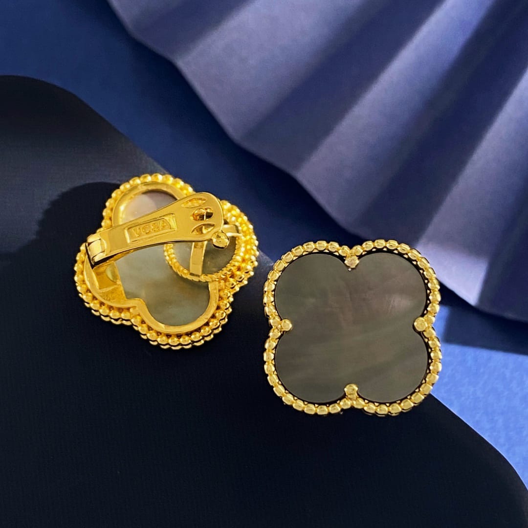 [??MIRA?¡¥]CLOVER  20MM GRAY MOP EARRINGS
