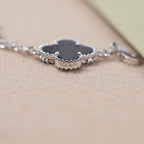 [MIRA]New CLOVER 5 MOTIF ONYXS BRACELET COLLECTION