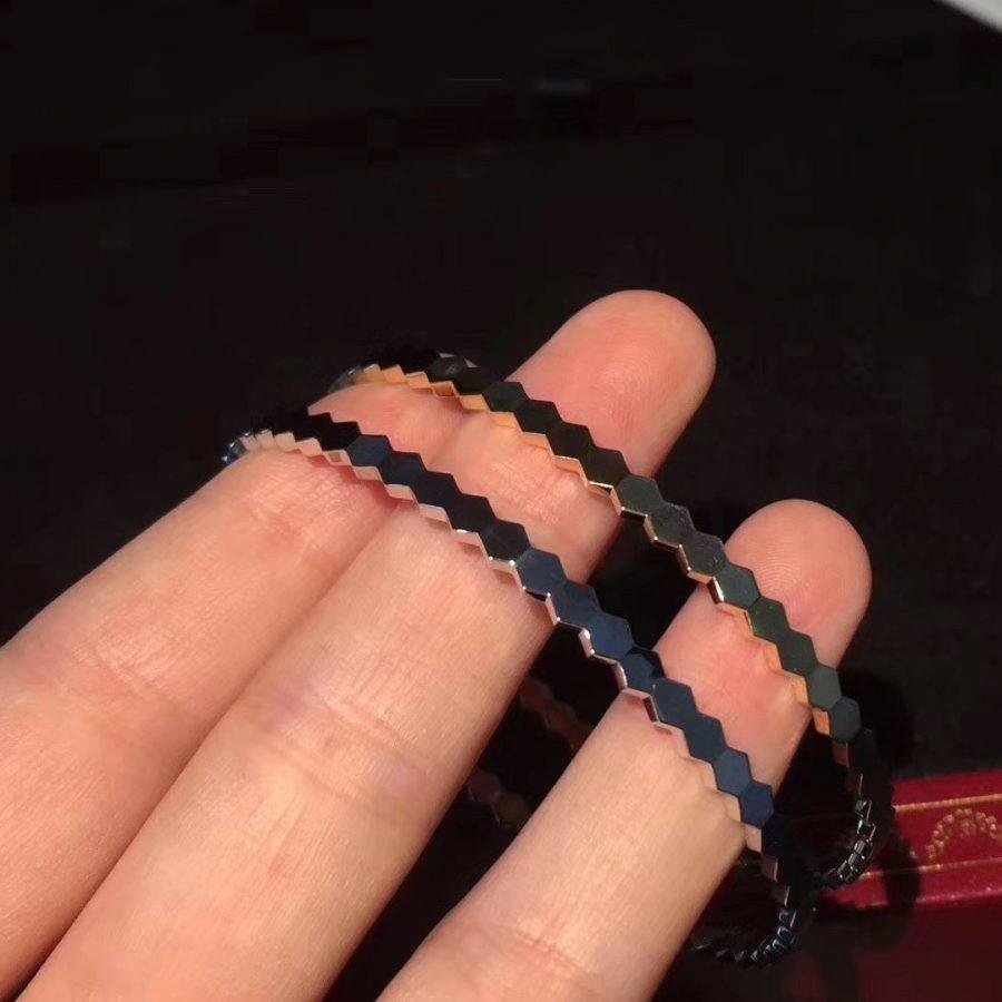 ??MIRA?¡¥BEE LOVE SILVER BRACELET