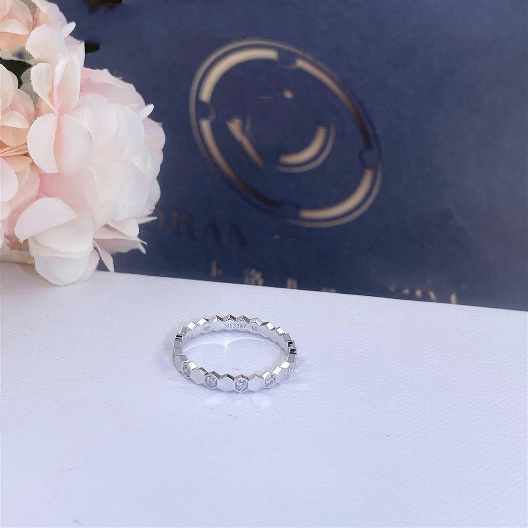 ??MIRA?¡¥BEE LOVE RING SILVER DIAMOND