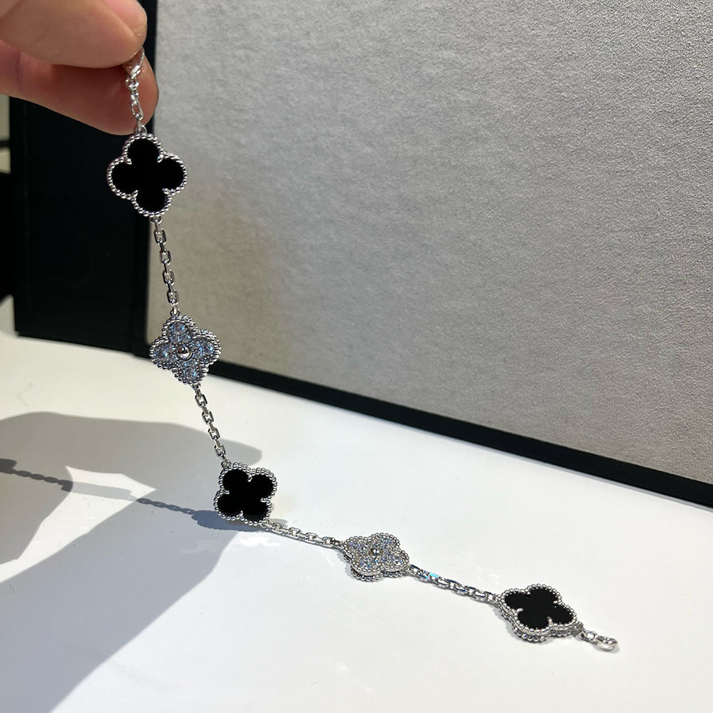 [MIRA]New CLOVER 5 MOTIF ONYXS BRACELET COLLECTION
