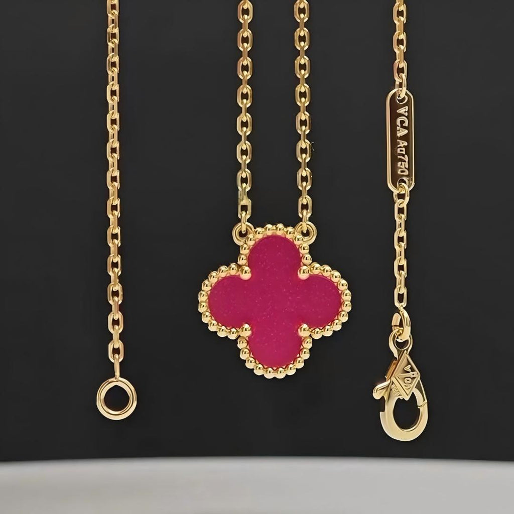 [MIRA] NEW CLOVER 15MM PINK ENAMEL NECKLACE