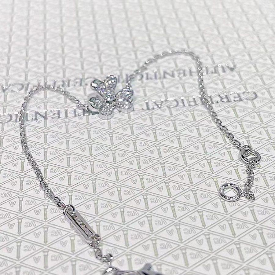 ??MIRA?¡¥FRIVOLE SILVER FLOWER DIAMOND BRACELET