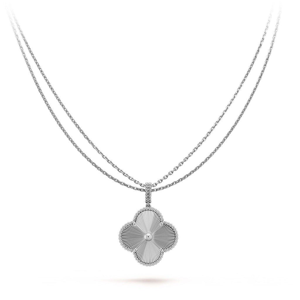 ??MIRA?¡¥CLOVER 25MM SILVER BIG CLOVER NECKLACE
