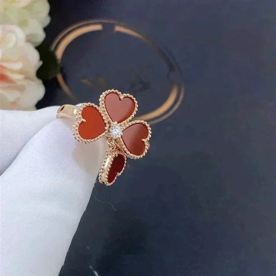 ??MIRA?¡¥SWEET CLOVER CARNELIAN RING