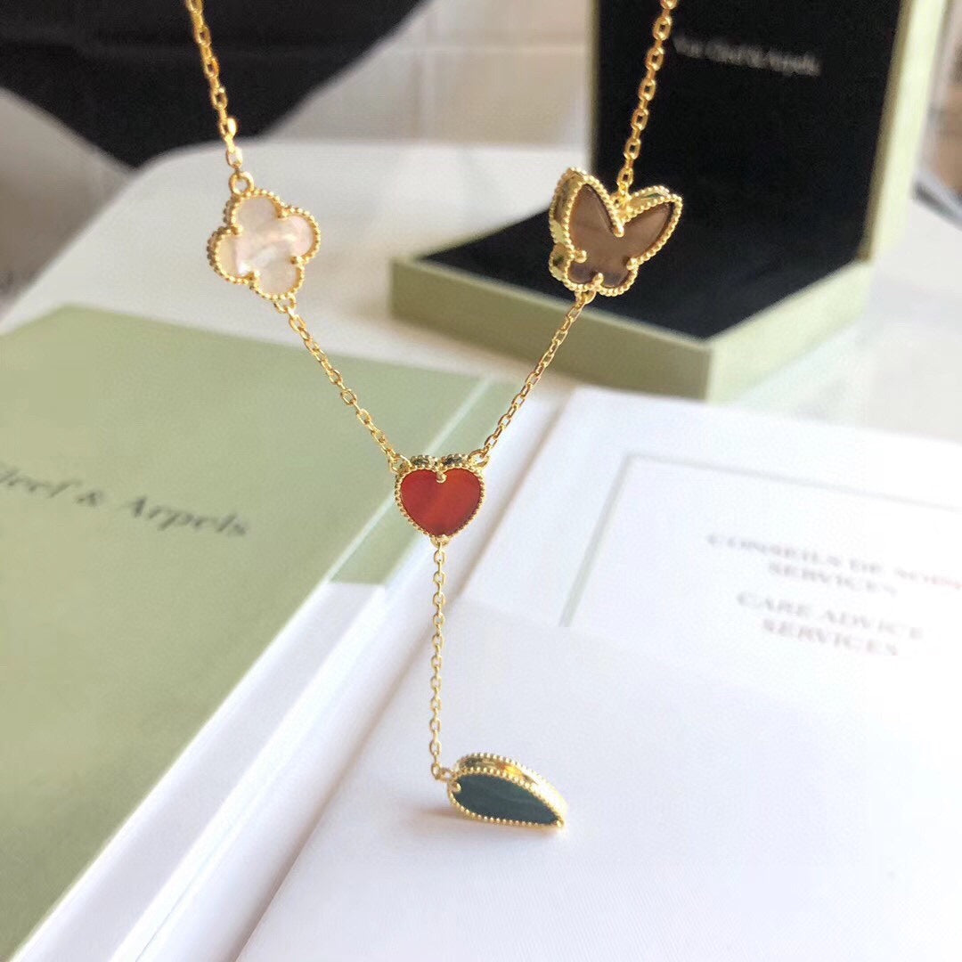 ??MIRA?¡¥LUCKY SPRING 4 MOTIFS ROSE GOLD NECKLACE